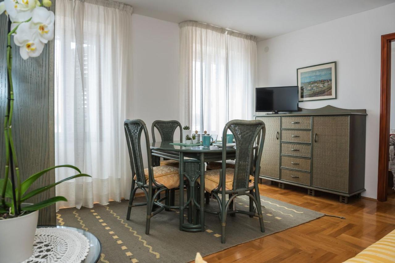 Apartament Clorinda Sea View Free Parking Rovinj Zewnętrze zdjęcie